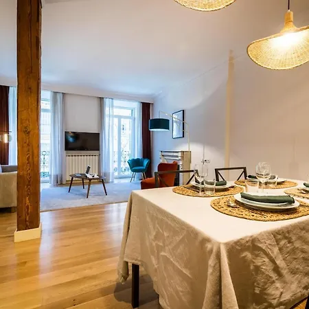 Apartment Arima *